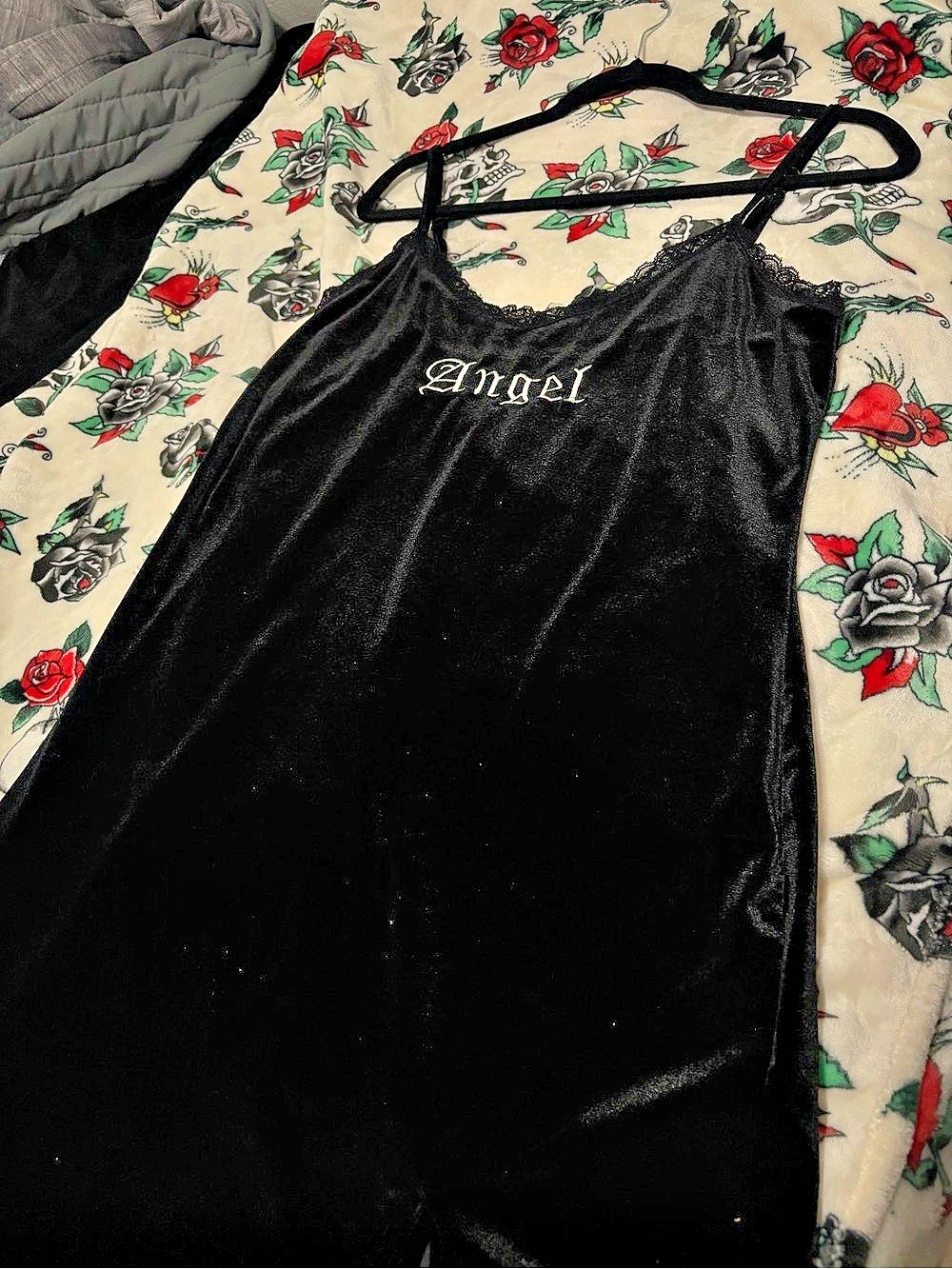SHEIN Curve Angel Embroidered Velvet Lace-Trim Slip Dress Black XL Like New